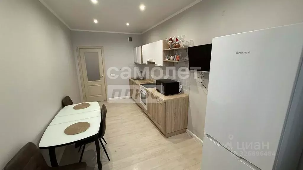 1-к кв. Орловская область, Орел наб. Дубровинского, 46 (40.7 м) - Фото 2