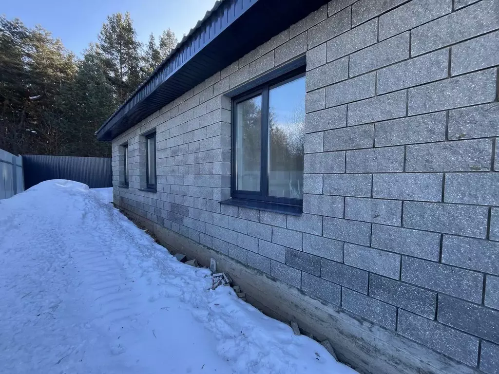 Дом в Самарская область, Волжский район, Курумоч с/пос, с. Курумоч ул. ... - Фото 2