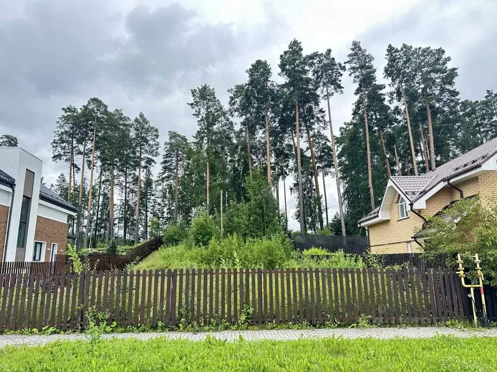 Участок в Свердловская область, Екатеринбург Совушки жилой комплекс, ... - Фото 1