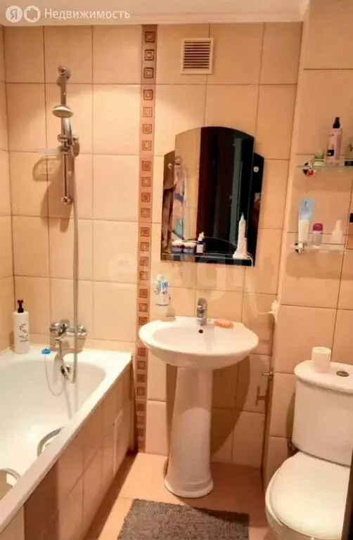 3-комнатная квартира: Новоалтайск, улица Космонавтов, 15 (79.1 м) - Фото 2