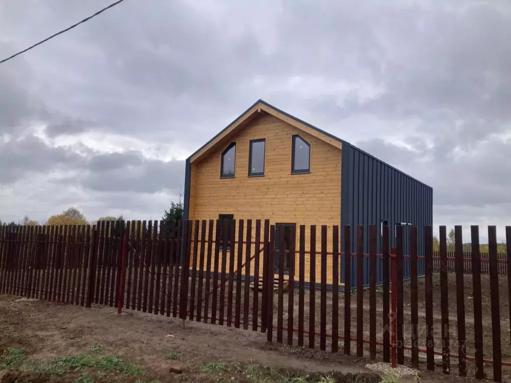 Дом в Владимирская область, Александровский район, Следневское ... - Фото 1