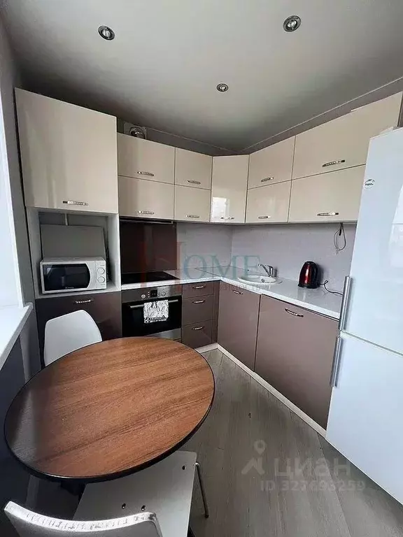 3-к кв. Новосибирская область, Новосибирск ул. Вокзальная магистраль, ... - Фото 2