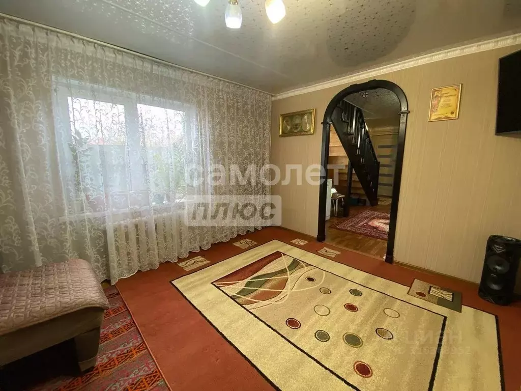 Дом в Омская область, Омск ул. 21-я Линия (80 м) - Фото 0