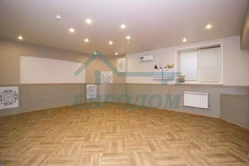 Офис в Новосибирская область, Новосибирск Радужная ул., 9 (60 м) - Фото 1