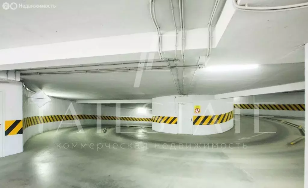 Торговая площадь (677 м) - Фото 1