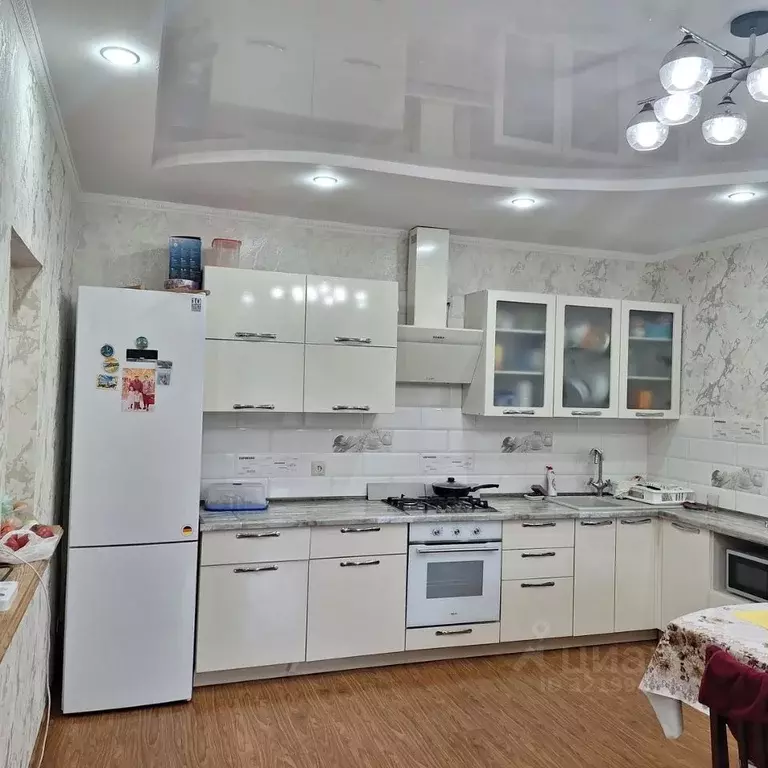 Коттедж в Омская область, Омск Фабричная ул., 10 (240 м) - Фото 0