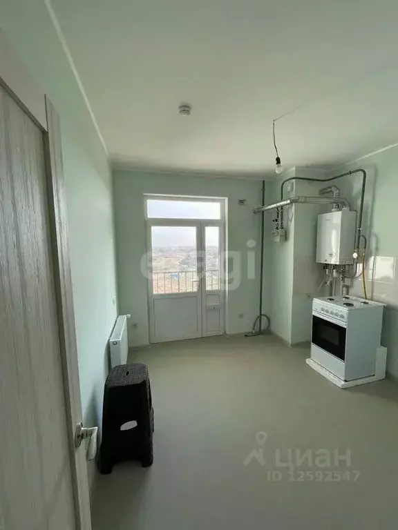 2-к кв. Крым, Красноперекопск 9-й мкр, 1 (50.4 м) - Фото 1