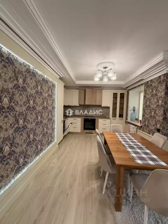 3-к кв. Коми, Сыктывкар Коммунистическая ул., 44А (101.0 м) - Фото 1
