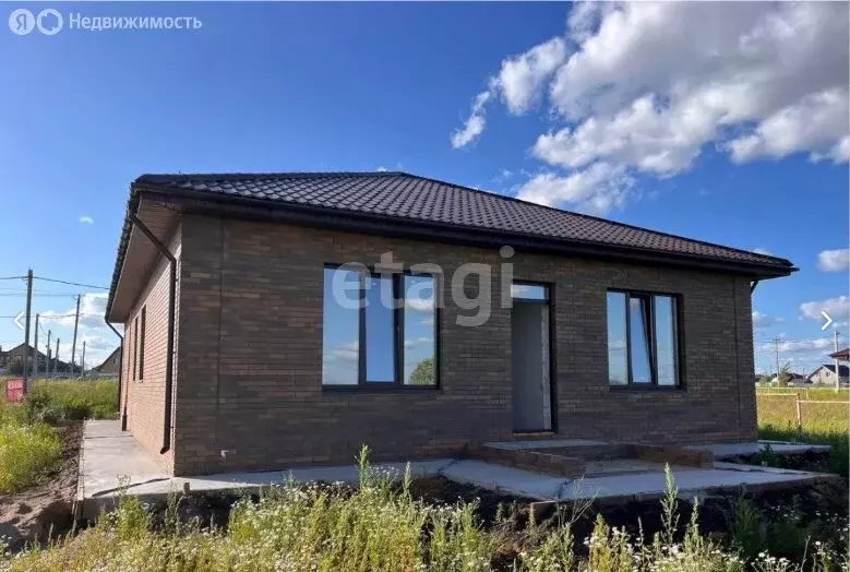 Дом в Тукаевский район, деревня Азьмушкино, улица Хирурга Шакурова ... - Фото 2