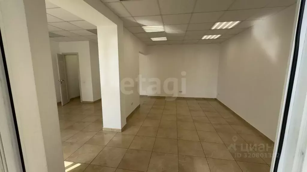 Торговая площадь в Воронежская область, Воронеж Острогожская ул., ... - Фото 0
