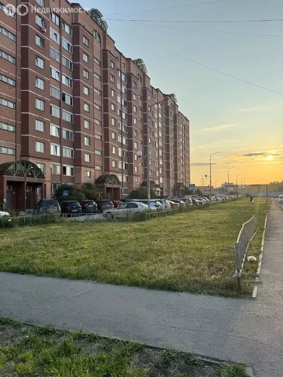 2-комнатная квартира: Верхняя Пышма, Успенский проспект, 127А (66.5 м) - Фото 1