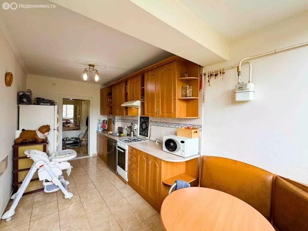 2-комнатная квартира: Алушта, Юбилейная улица, 14 (53 м) - Фото 2