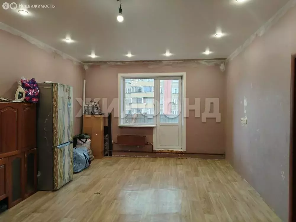 3-комнатная квартира: посёлок Октябрьский, улица Согласия, 4 (68.8 м) - Фото 0