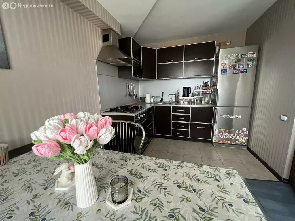 3-комнатная квартира: Армавир, улица Ефремова, 11 (80 м) - Фото 0