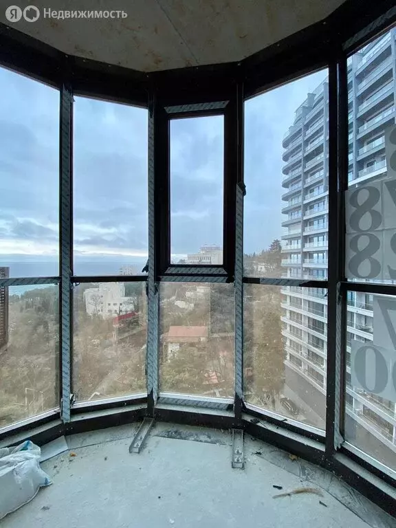 3-комнатная квартира: Ялта, Парковый проезд, 9 (57.8 м) - Фото 1