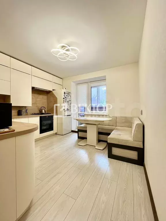 2-к. квартира, 53,7 м, 1/9 эт. - Фото 1