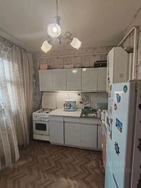 Студия Курская область, Курск ул. Бойцов 9-й Дивизии, 191 (40.4 м) - Фото 2