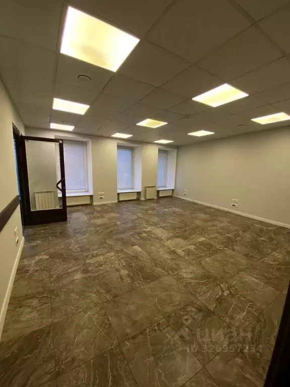 Офис в Санкт-Петербург ул. Моисеенко, 24 (1384 м) - Фото 2
