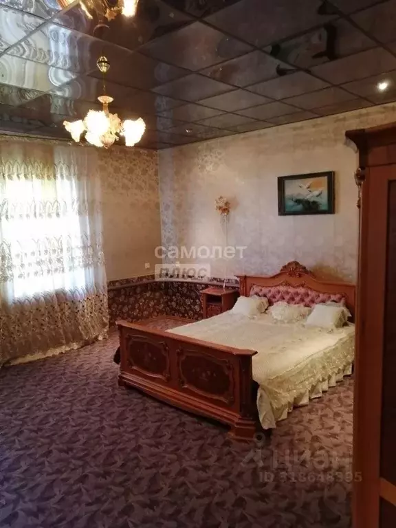 Дом в Астраханская область, Астрахань Дубровская ул., 12 (353 м) - Фото 1