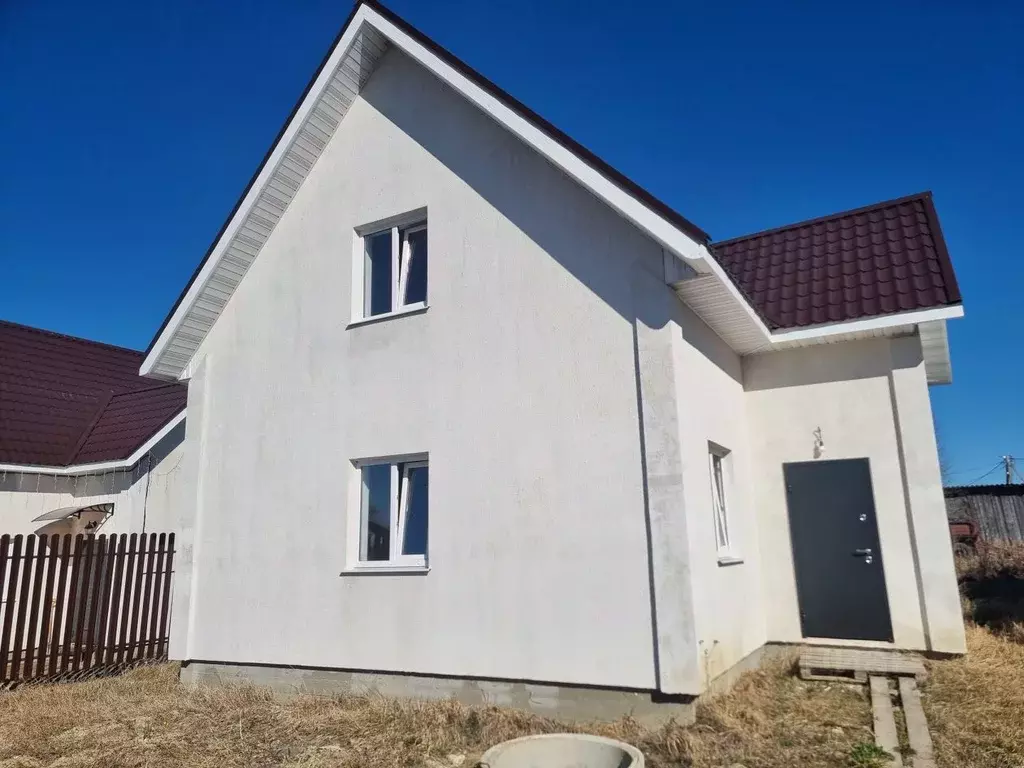 Дом в Ленинградская область, Ломоносовский район, д. Гостилицы ул. ... - Фото 1