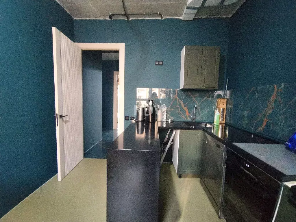 Продается квартира со свободной планировкой - Фото 1