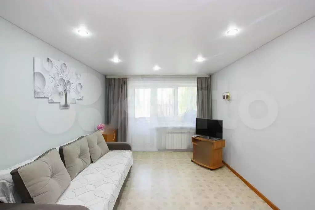 2-к. квартира, 51 м, 1/5 эт. - Фото 1