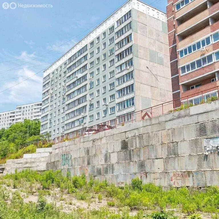 3-комнатная квартира: Владивосток, улица Нейбута, 10 (65.6 м) - Фото 0