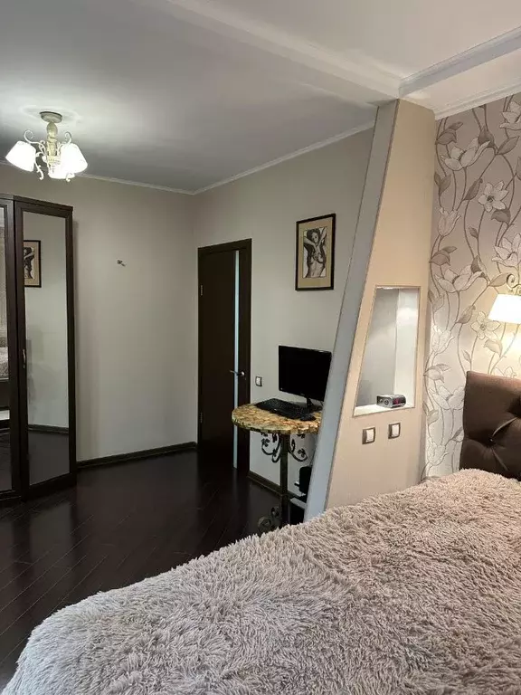 2-к кв. Московская область, Королев ул. Ленина, 25а (70.0 м) - Фото 0