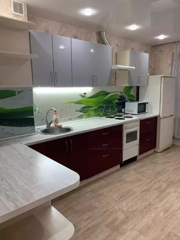 1-к кв. Кировская область, Киров ул. Сурикова, 37 (40.0 м) - Фото 1