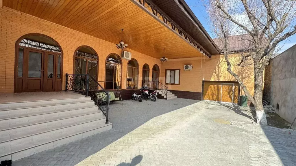 Дом в Чеченская республика, Грозный пер. Декабристов (200 м) - Фото 0