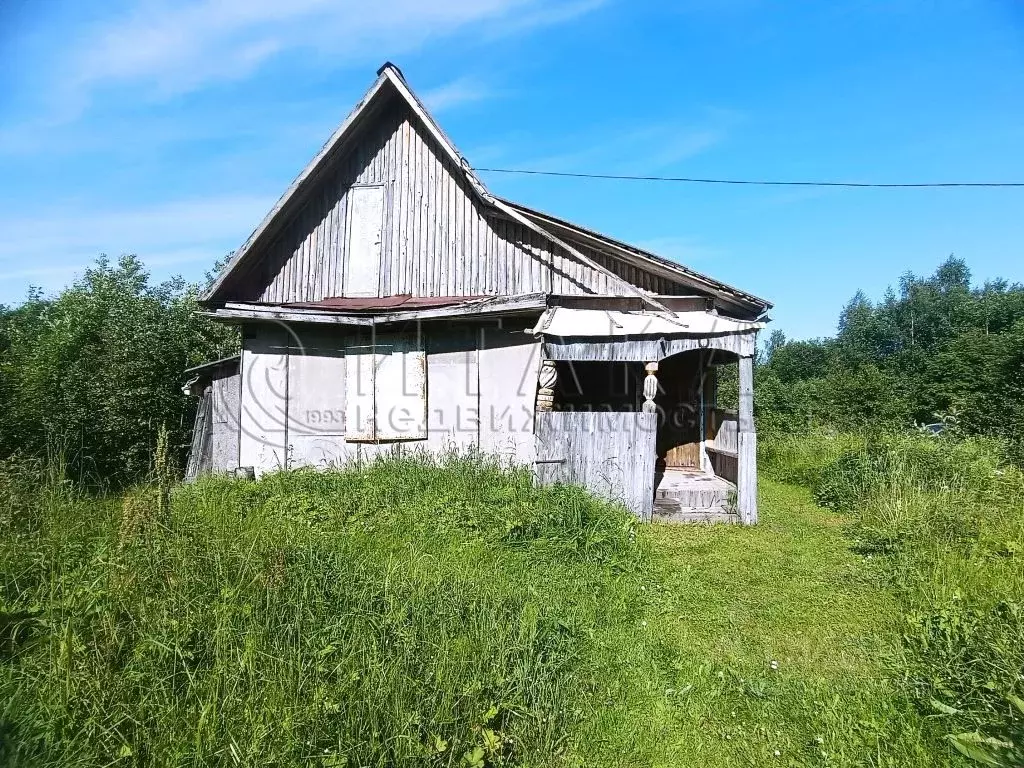 Дом в Ленинградская область, Лодейнопольский район, Алеховщинское ... - Фото 1