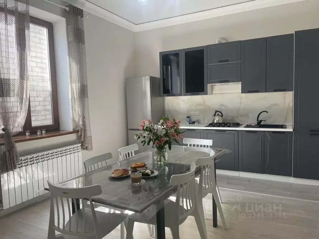 2-к кв. Дагестан, Махачкала ул. Мирзабекова, 17А (70.0 м) - Фото 1