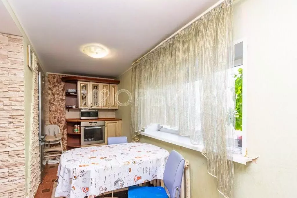 3-к кв. Тюменская область, Тюмень Депутатская ул., 80к1 (73.8 м) - Фото 0