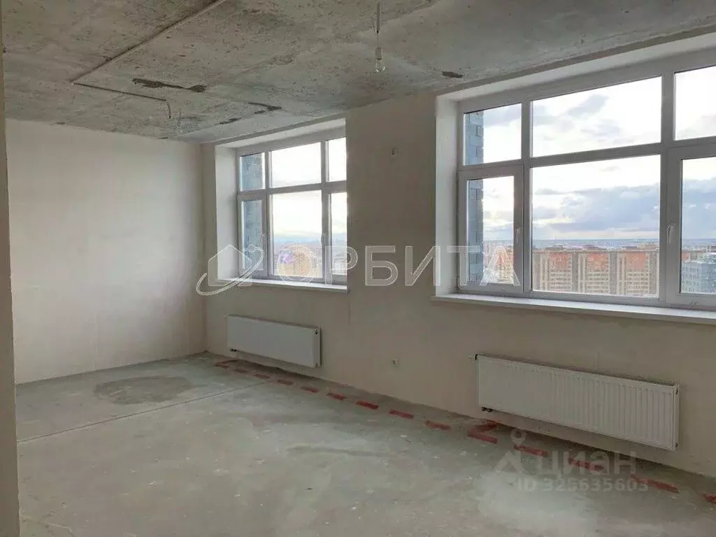 1-к кв. Тюменская область, Тюмень ул. Тимофея Чаркова, 91 (47.1 м) - Фото 1