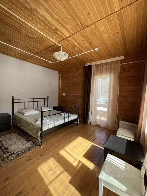 Комната Алтай, Турочакский район, с. Артыбаш Телецкая ул., 86 (33.0 м) - Фото 0