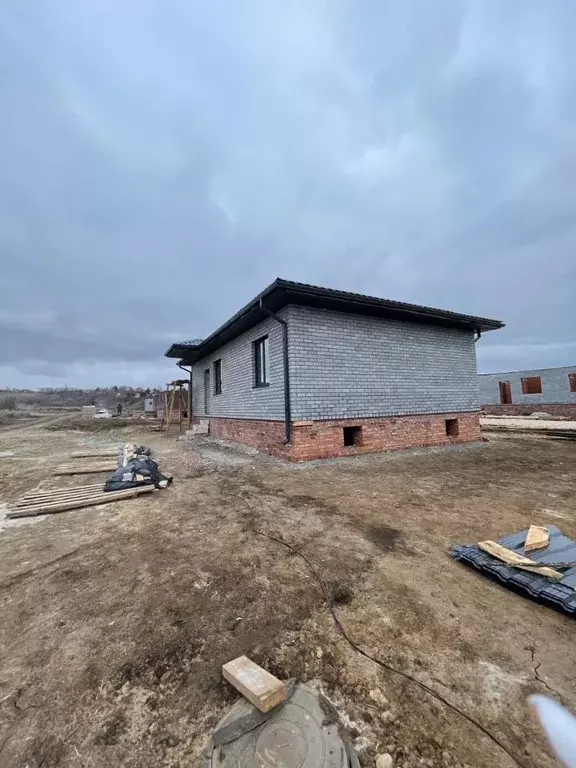 Дом в Саратовская область, д. Долгий Буерак, Ривьера СНТ  (75 м) - Фото 0