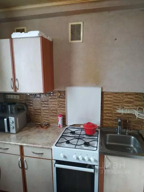 3-к кв. Санкт-Петербург ул. Подводника Кузьмина, 27 (41.7 м) - Фото 1