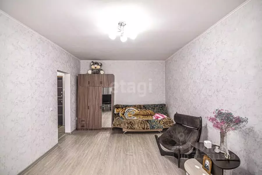 1-к кв. Сахалинская область, Южно-Сахалинск Больничная ул., 2 (39.8 м) - Фото 1