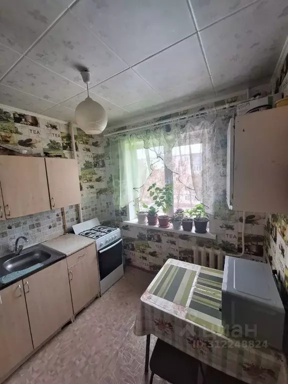 2-к кв. Оренбургская область, Оренбург ул. 60 лет Октября, 18 (44.3 м) - Фото 0
