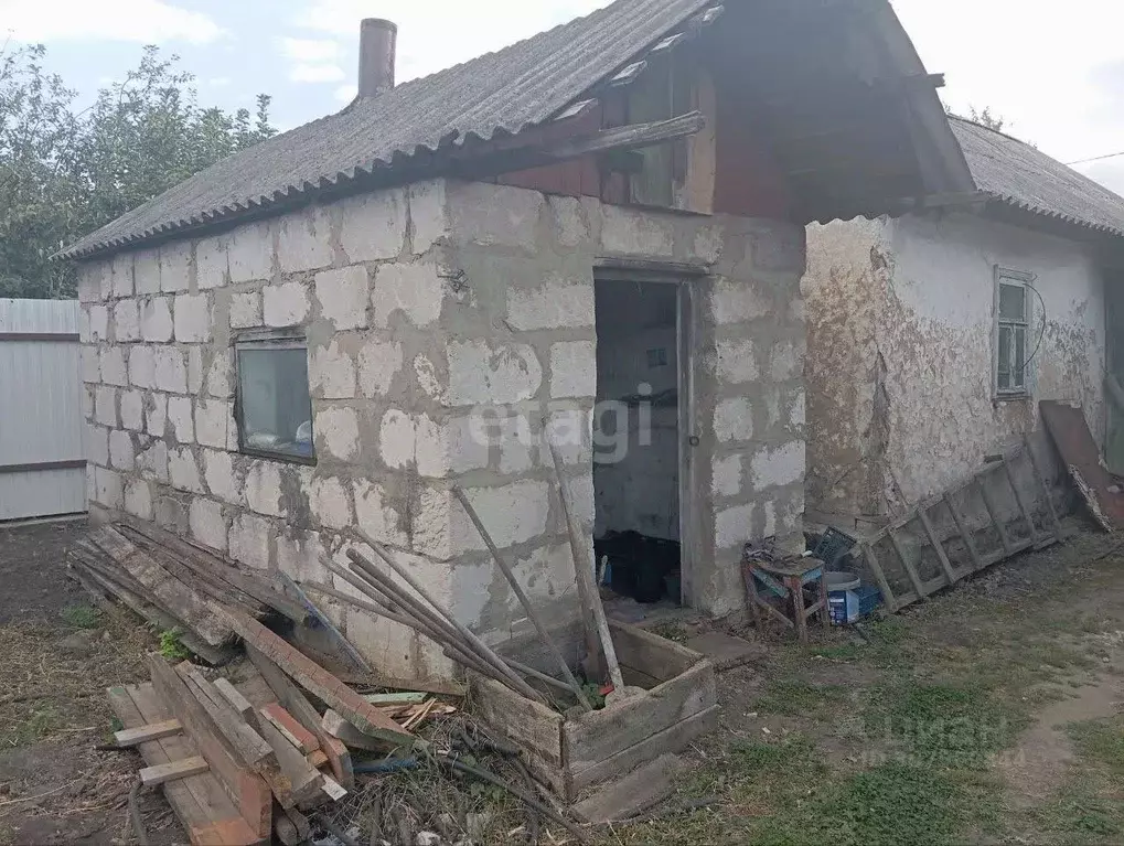 Дом в Белгородская область, Старооскольский городской округ, с. ... - Фото 1