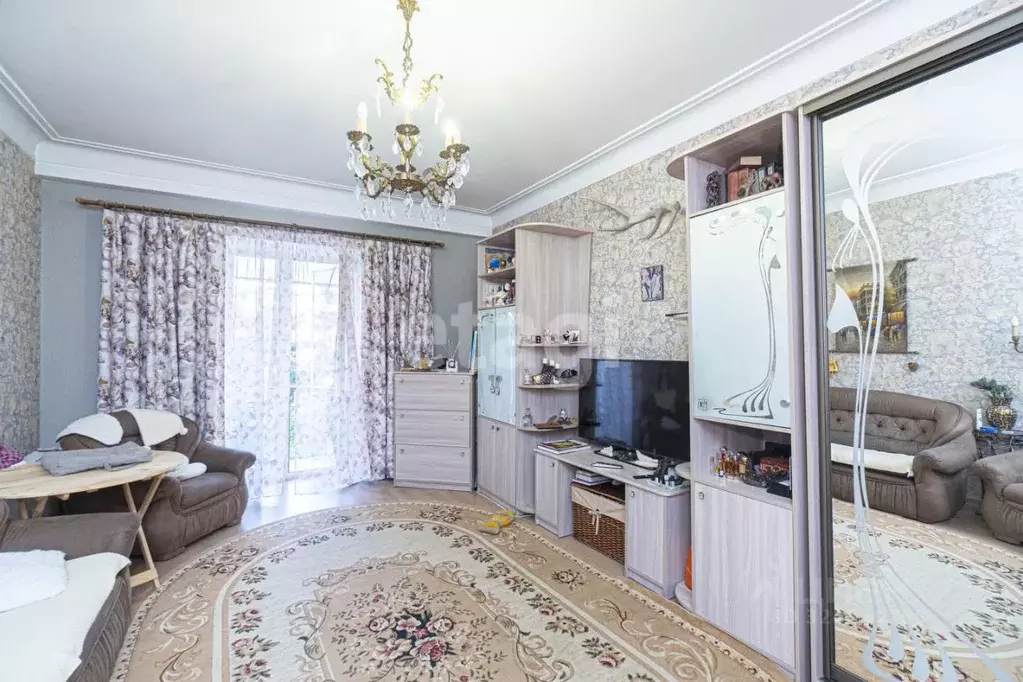 3-к кв. Севастополь ул. Большая Морская, 38 (72.4 м) - Фото 1