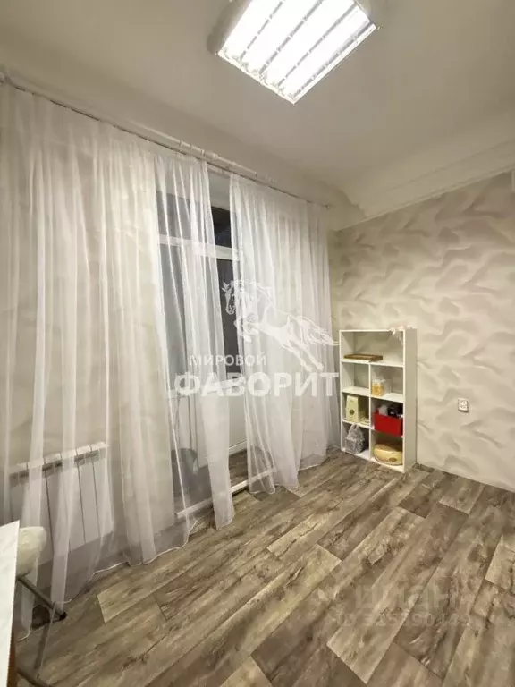 3-к кв. Оренбургская область, Орск Новый город мкр, просп. Ленина, 49 ... - Фото 1