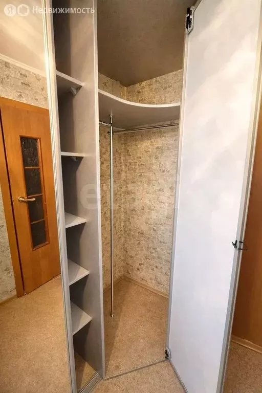 2-комнатная квартира: Тюмень, улица Малыгина, 58А (50 м) - Фото 2