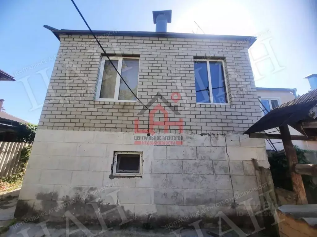 Дом в Ставропольский край, Ессентуки Ильинская ул. (100 м) - Фото 1