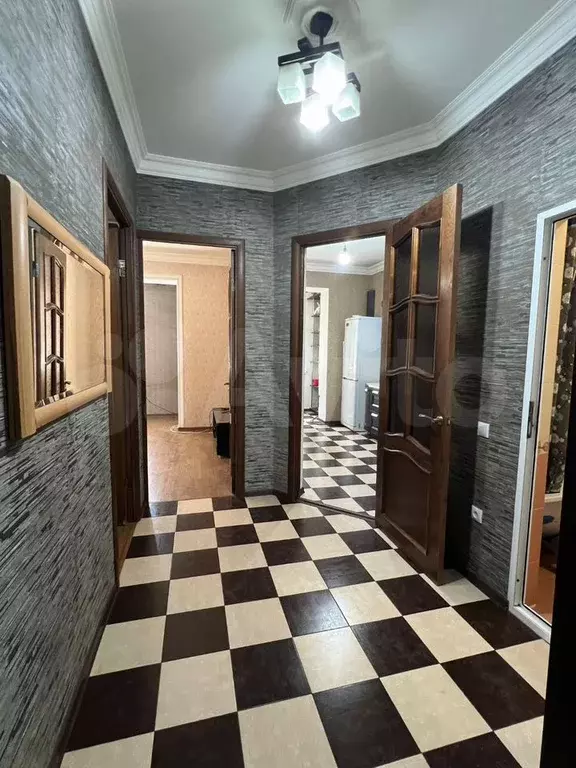 2-к. квартира, 55 м, 2/5 эт. - Фото 0
