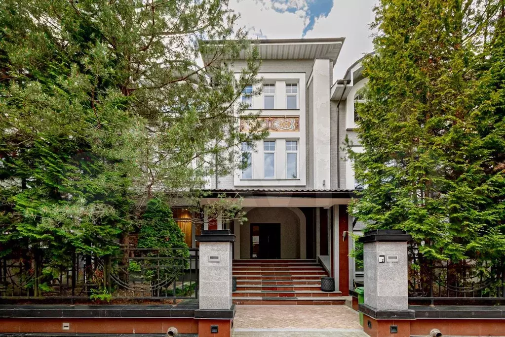 Таунхаус 850 м на участке 7 сот. - Фото 1