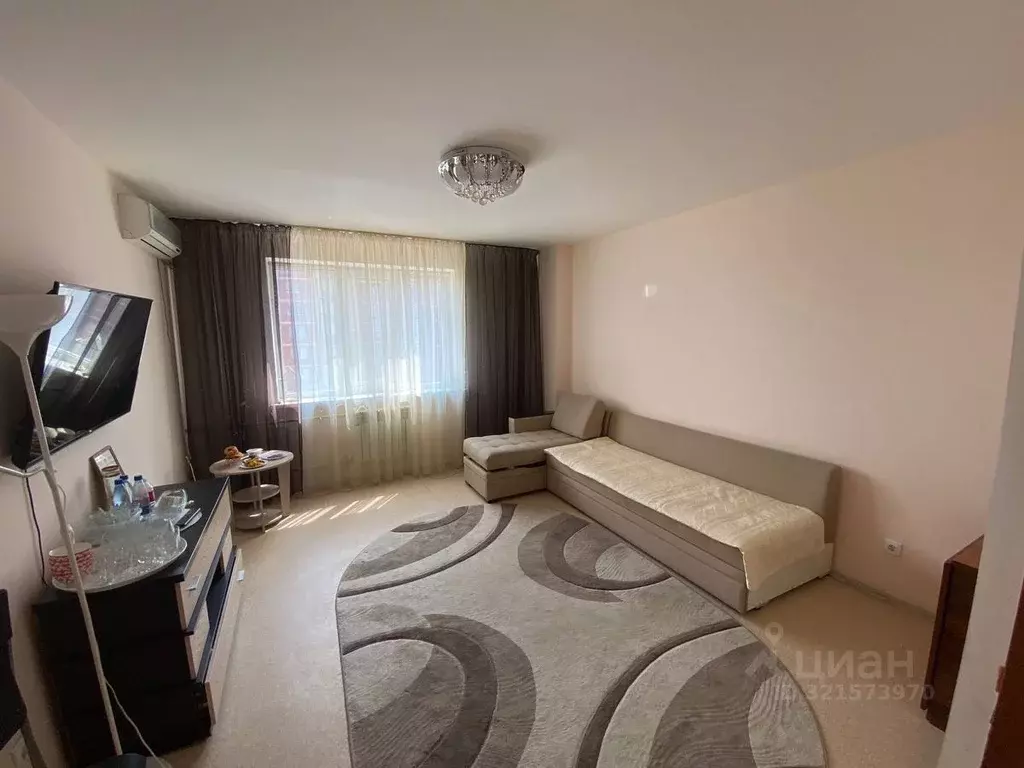3-к кв. Калмыкия, Элиста 10-й мкр, 15к2 (62.0 м) - Фото 0
