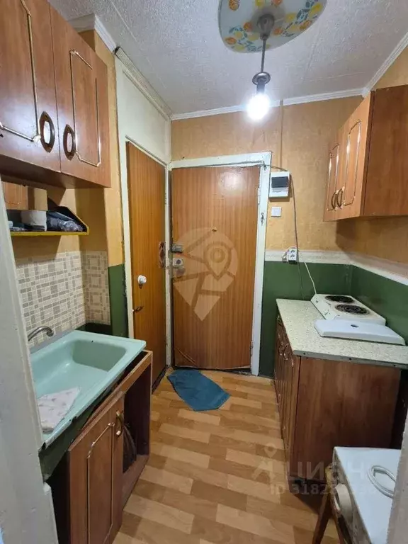 1-к кв. Белгородская область, Старый Оскол Интернациональный мкр, 28 ... - Фото 0