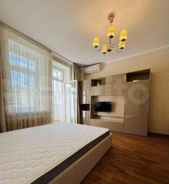 1-к. квартира, 35 м, 4/7 эт. - Фото 0