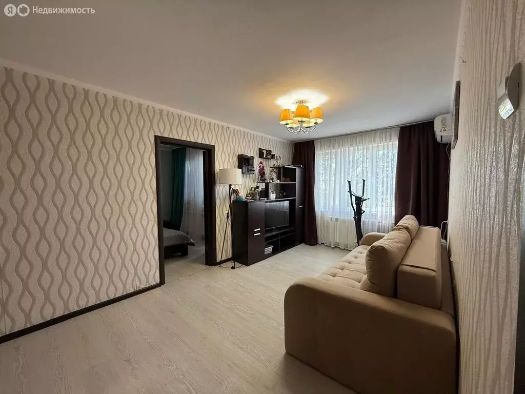3-комнатная квартира: Переславль-Залесский, улица Строителей, 39 (56.2 ... - Фото 1